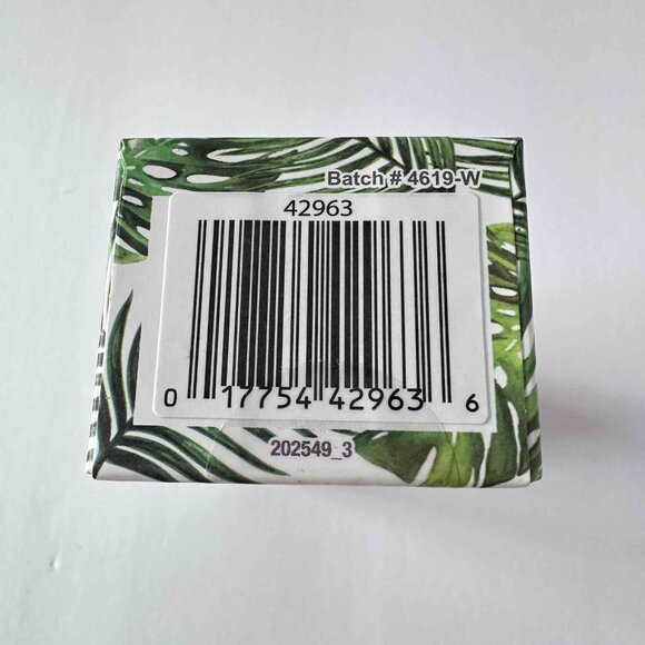 NIB Lique “Forever Young” Lip Gloss – Nourishing & Hydrating Shine - Picture 5 of 5